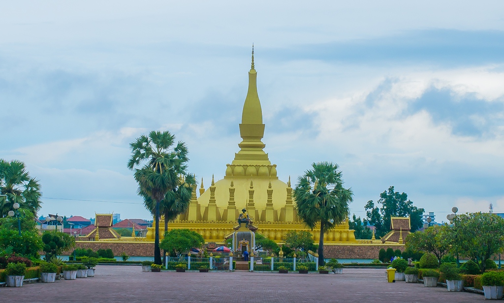 Thạt Luổng ( Pha) - That Luang
