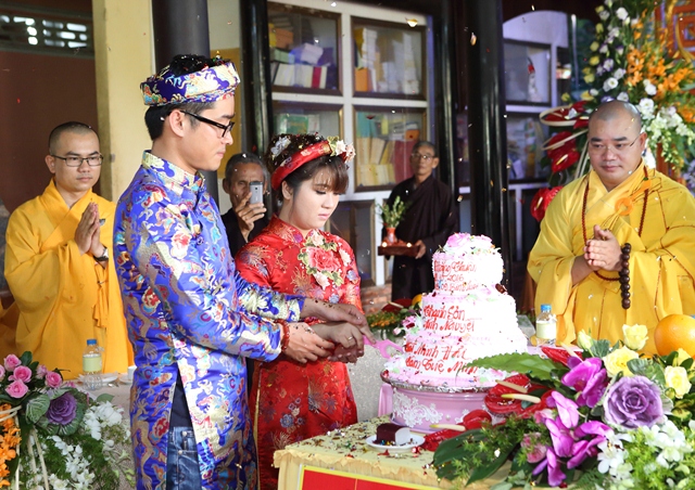 Lễ hằng thuận tại chùa Thiên Quang