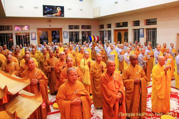 Ngày Đầu An Cư Của Phật Giáo Tại Hoa Kỳ